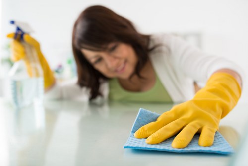 Professional Airbnb cleaning in a Kensington townhouse or serviced apartment