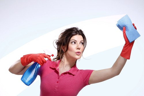 Professional deep cleaning of a mattress in a Kensington home